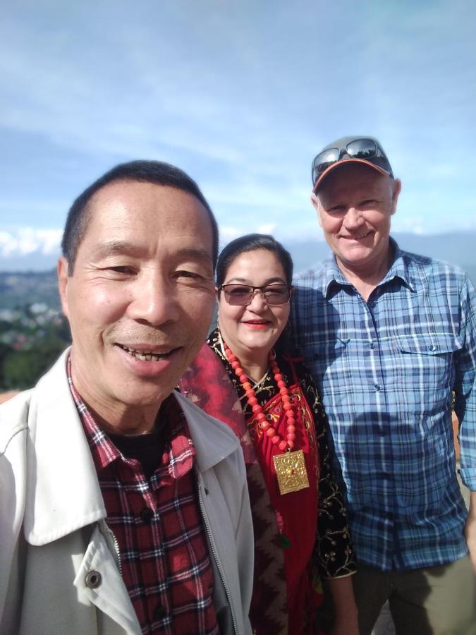 Lotus Homestay Darjeeling  Bagian luar foto